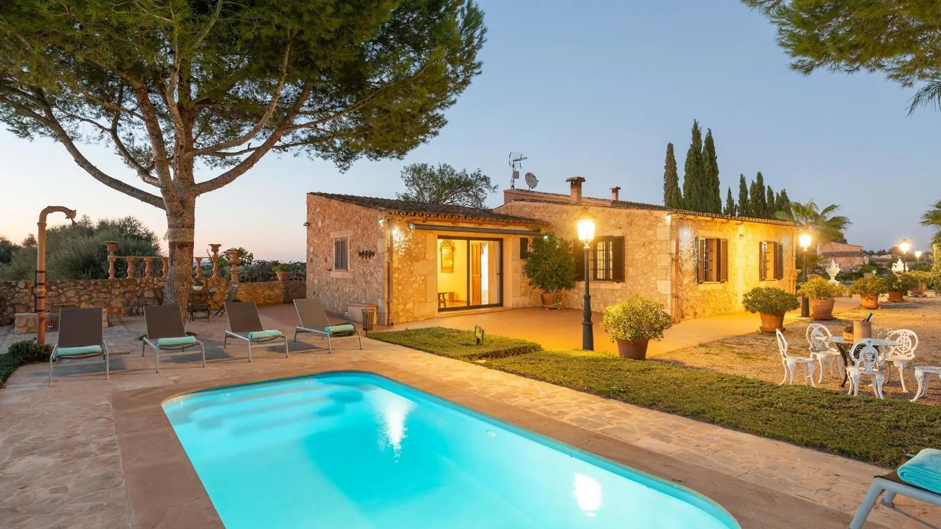 Banc Doli Villa Manacor